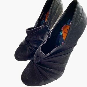 ROCKET DOG‎ Black Satin Fabric Side Zip Cone Heel Booties